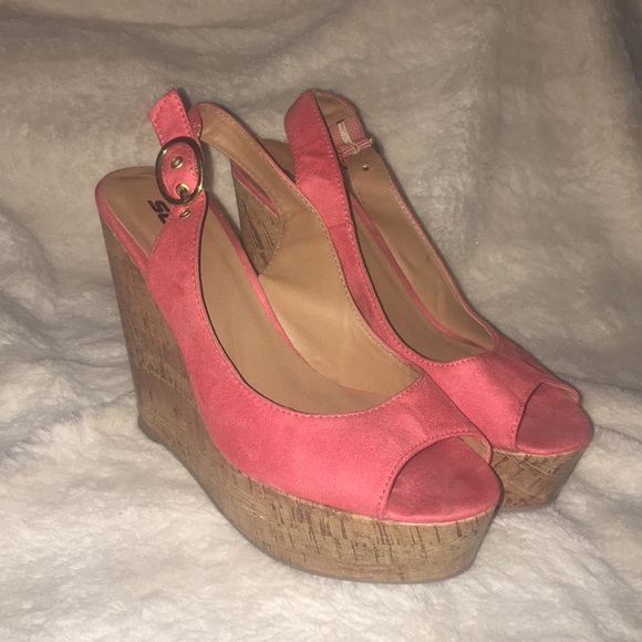 Coral sling back peep toe platform sandal - Picture 1 of 4